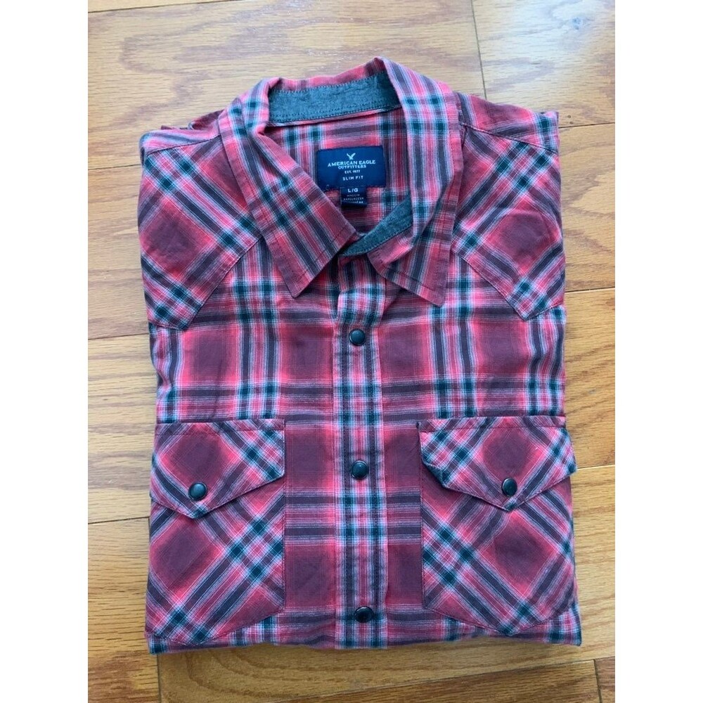 American Eagle Button Down